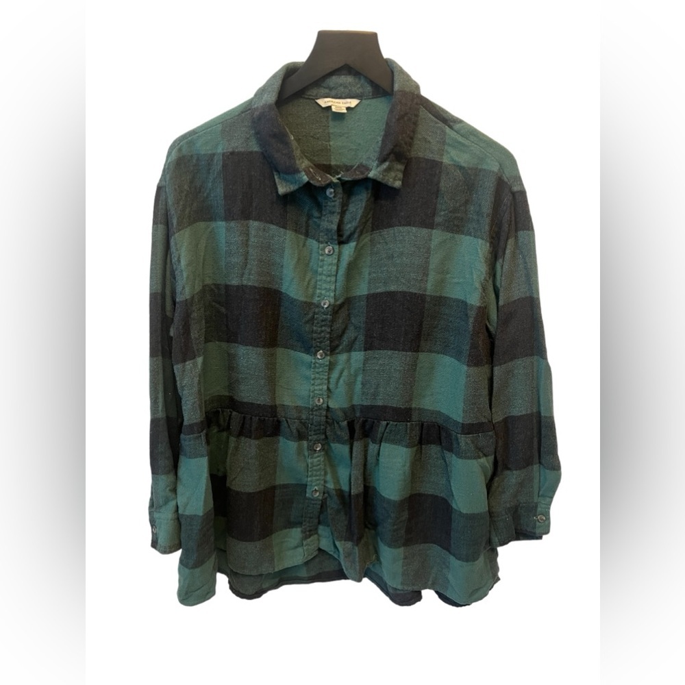 Women’s button up flannel, light-weight, green plaid, Size: Medium